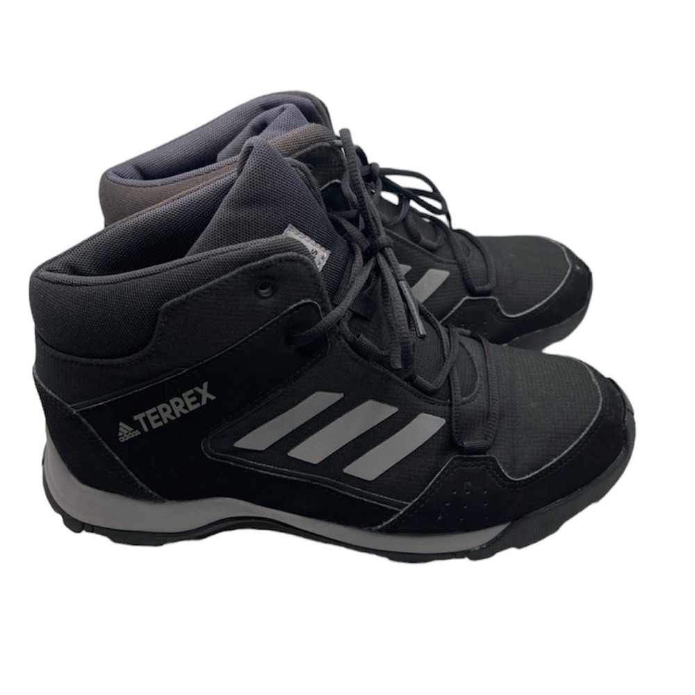 Adidas Terrex Mid Yourth Hiking Shoes Color Black Gray Size 5.5